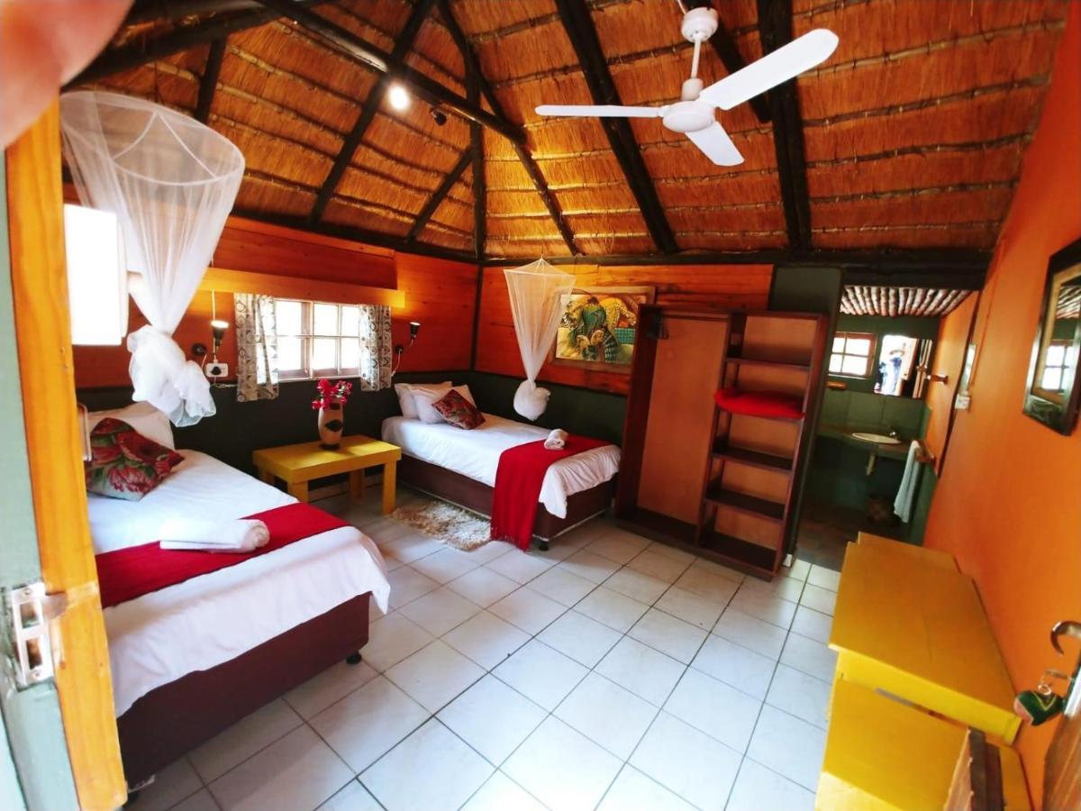 Pumusa Bushcamp Hluhluwe Exterior photo