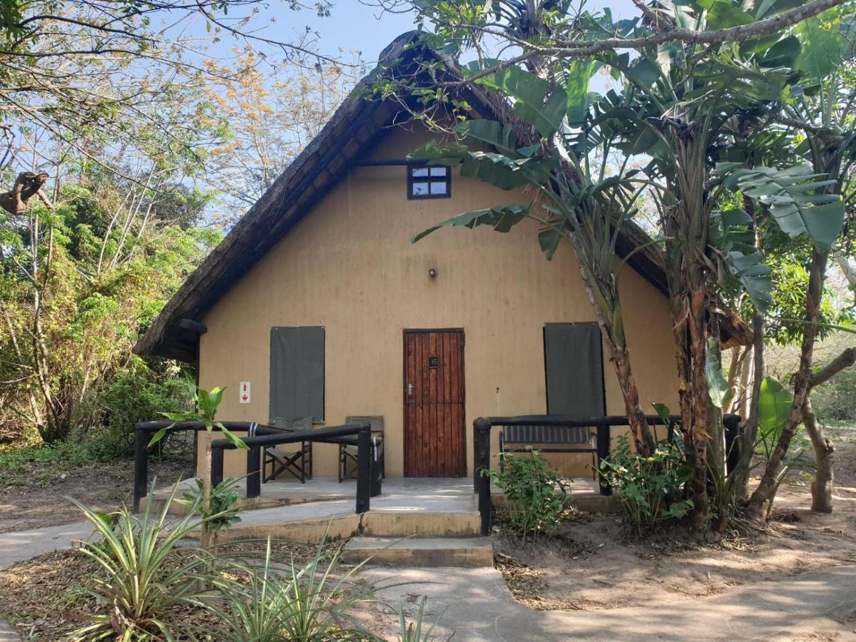 Pumusa Bushcamp Hluhluwe Exterior photo
